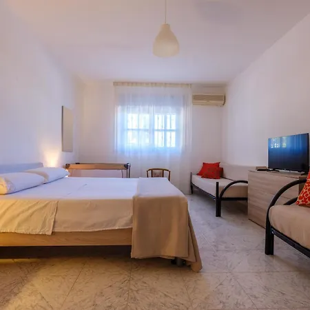 Marinezzi Apartman *